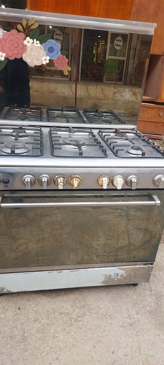 140 قفله عيونه والفرن شغالات وع الضمان مابي اي خلل
المكان بعقوبه قرب مرطبات الامير
***********
