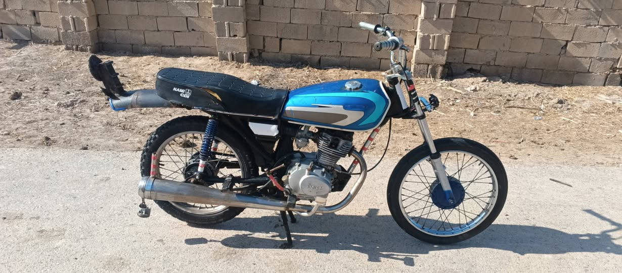 السلام عليكم دراجه نامه شلامجه للبيع بدون اوراق السعر 350 وبيه مجال مكاني علي الشرقي رقمي *********** رجأن الموشراي لا يتعبني
