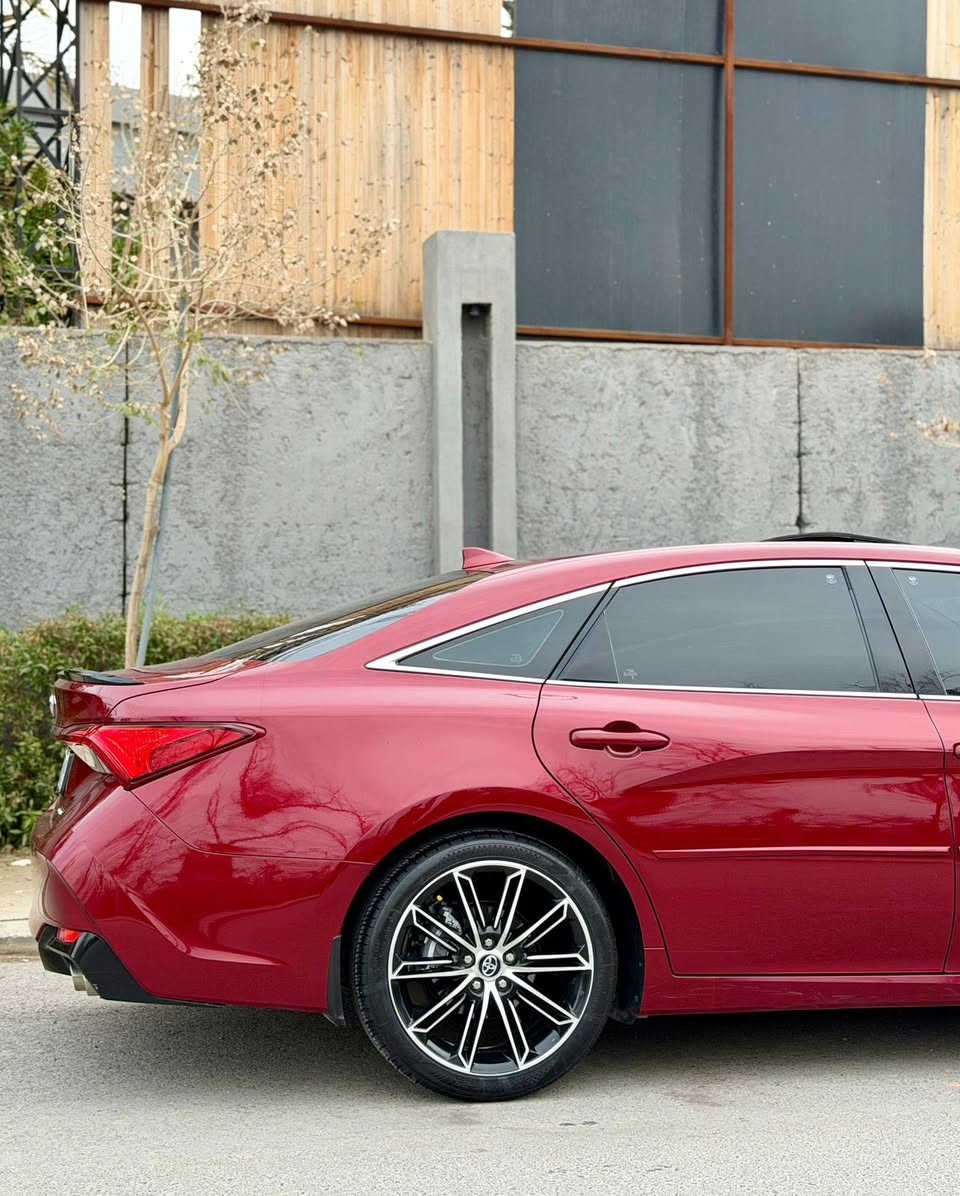 TOYOTA AVALON TOURING
‎#ارخص سعر 

#سعر بلاش
موديل: 2020 ✅
مكينة: V6 3,5 🦁
ماشية: 85000 الف
لون : ماروني 😍

دبيل سويج 2 بلادي 

كتاب تطليل 

‏‎مواصفـات تورينك 1/1

‏‎🛑  داتا شـو (لاينر) + كيج (عداد) الكتروني
‏‎🛑 فتحة سقـف
🛑  رادار امامـي
‏‎🛑  رادار 360 درجة + رادار نقاط عمياء
‏‎🛑 رادار تحديد مسار وخطوط شوارع
‏‎🛑 كشنات هيتـر + كشنات تبريد + خزن ميموري 
🛑 ستيرن هيتر
🛑 ليد داخلي
‏‎🛑  لايت اوتو عالي ناصي + ماسحات جام اوتو
‏‎🛑 تشغيل عن بعد
‏‎🛑 اوتو ستارت + اوتو هولد 
  ECO+NORMAL+ SPORT+SPORT+🛑
‏‎🛑 سستم صوت سماعات GBL
‏‎🛑 مواصفات هواية متنعد ذكرت عدد منها

🛑 داخل جلد اسود 

بدون نقص كير مكينة مكفولات كهربائيات

سيارة ب اسمي تحويل مباشير 
بي كتاب تضليل قانوني 

ملاحظة باب سايق بي صبغ 

بدون داخل بدون ارباك

السعر 245$ 💵 ماكو بهيج سعر بهاي المواصفات وبهيج نظافة

‏‎العنوان: اربيل.

***********☎️

 ‎واتساب - اتصا  ✅
