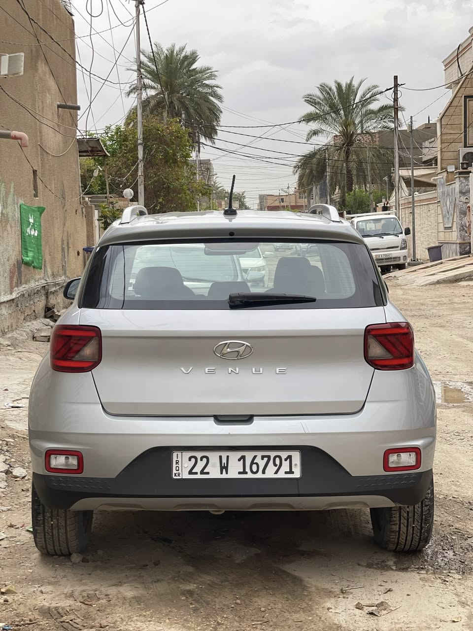 الـسلام عليكم ورحمة الله وبركاته 
للبيع هونداي فينو موديل ٢٠٢٣ فول مواصفات فتحه بس سويج ماشيه ٥٦ الف حادثها قبق جنطة موقع السياره حله الجمعيه شارع أربعين للأستفسار على رقم *********** // ***********
