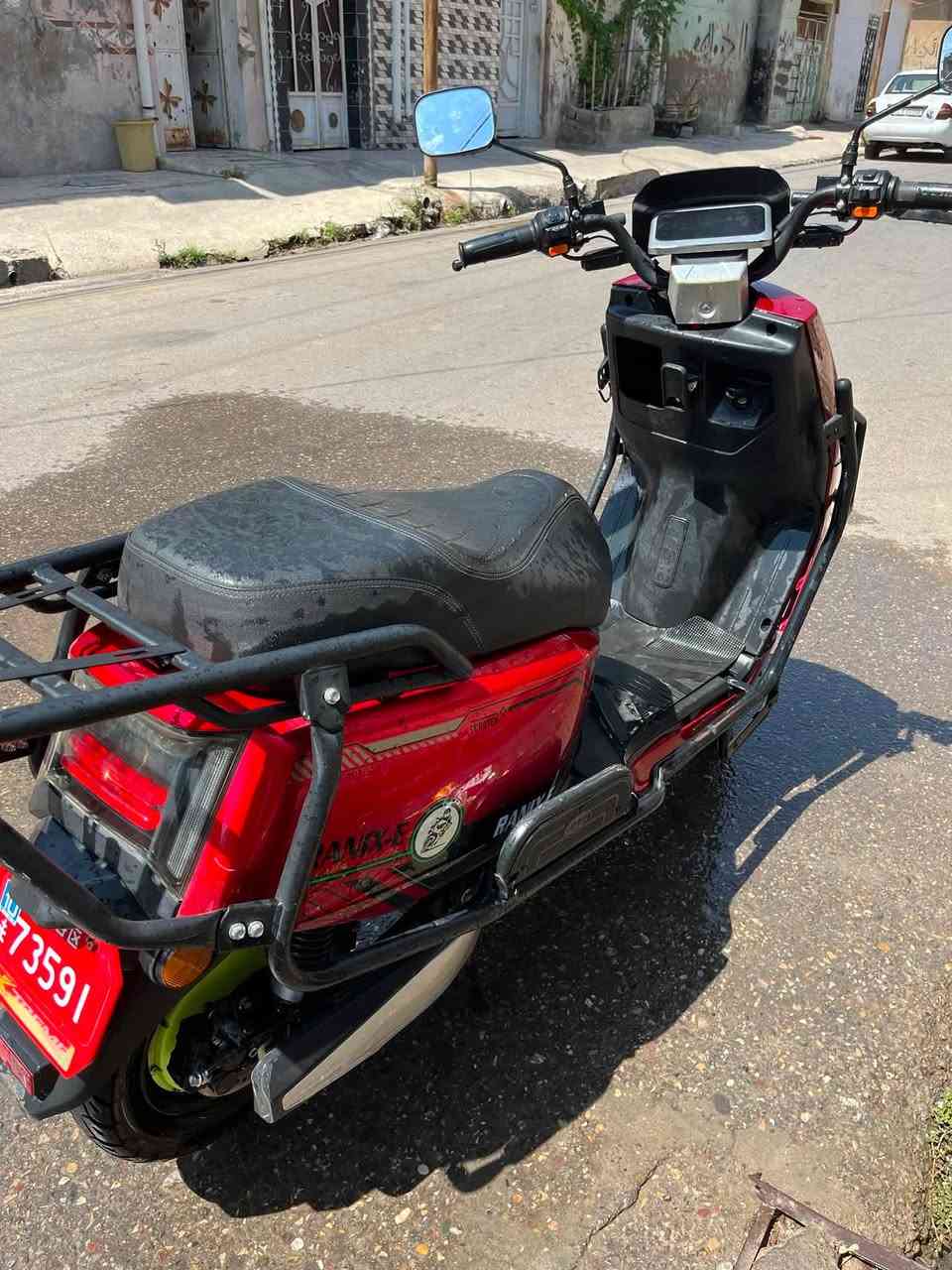 السلام عليكم
دراجة RANIX ام عيون شركة دراكون 
ملف 2000w
3سرعات 
سرعه : 99 انطيك حقيقي 80
دراجة مدرعة حماية 180 ْدرجه + نضام R
دسك رياضي 
6 باتري 
دراجة ميعوزها ربع فقط تاير خلفي طاك  انطيك حك تاير جديد وتروح تشد وتتوكل 
سعر :625 
تواصل : ‭***********
