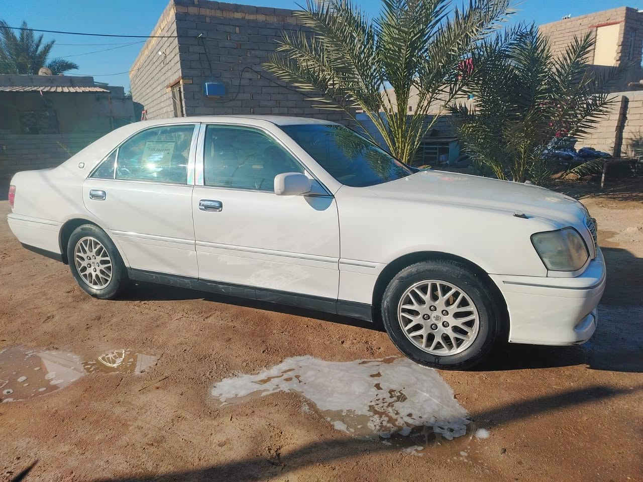 جنون ادوات ادوات بيه رقم وسنويه سياره جديده والله قفل ٣٢ محرك ونجي سفن ***********
