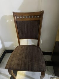 ميز طعام و٦ كراسي للبيع  مكاني بغداد سيديه السعر ٢٢٥ ٠٧٨٤٠٠٦٠٠٤٥ واتسا...