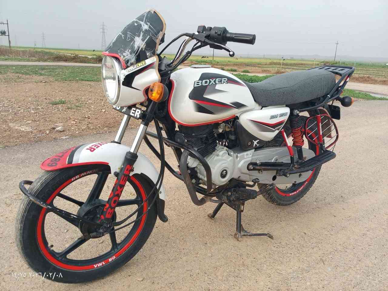 سلام عليكم بوكسر للبيع مديل 2020اوراق كاملة محرك مامفتوح كهربائيات كلهة شغالة المكان  ديالى جلولاء الشراي يتصل ***********
