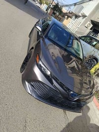 كامري هايبرد 2024 SE الضرر كما موضح في الصور  تبديل لغد ايسر تصليح درج...