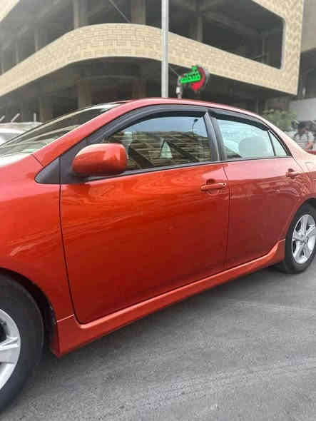 السلام عليكم 
كورلا 2013 وارد كندي مواصفات S 
كير محرك صدر حدادة مكفوله كفالة عامه
رقم بغداد انكليزي الجديد تحويل مباشر 
لون مشمشي مميز 
حادثها بالخارج بنيد وجاملغ بدون دواخل 
وهنا بالعراق صار فقط صبغ بابين أثر شخوط 
يعني بيها اربع قطع بدون اي دواخل فقط صبغ 
ماشية 134 حقيقي سيارة جديدة جدا ومال بيت
 السعر 123 متواجد بغداد ديالى صلاح الدين 
للاستفسار اتصل *********** بي واتساب 
مراوس يرهم 
سونار مرفق مع الصور
ملاحظة / السيارة بيها جراد بالبنيد وطارف القمارة من الخلف شي بسيط
