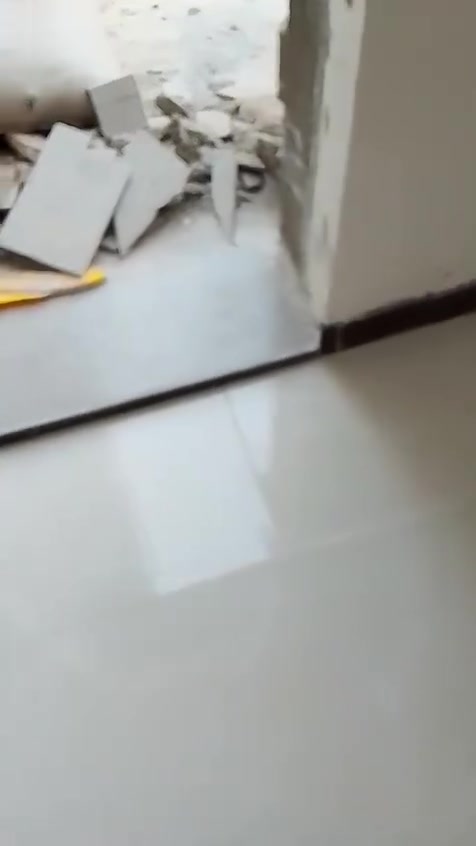 سلام عليكم خلفه سيراميك متفرغ حالين ستلام مهندس ***********
