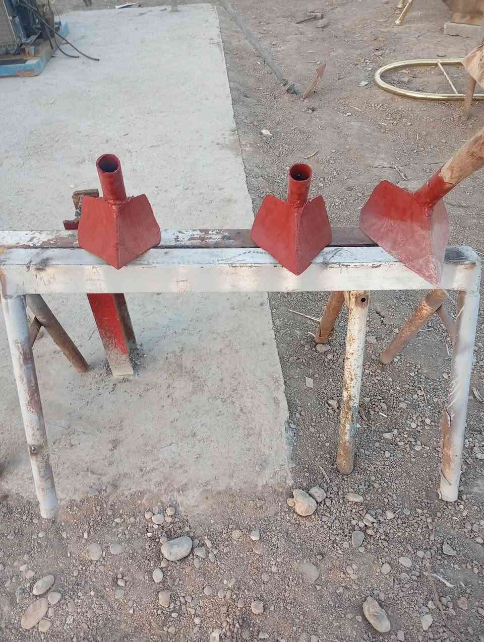 السلام عليكم ديجر مال بيوت زجاجية ومتوفر جميع الأحجام للاستفسار الاتصال على ***********/***********
