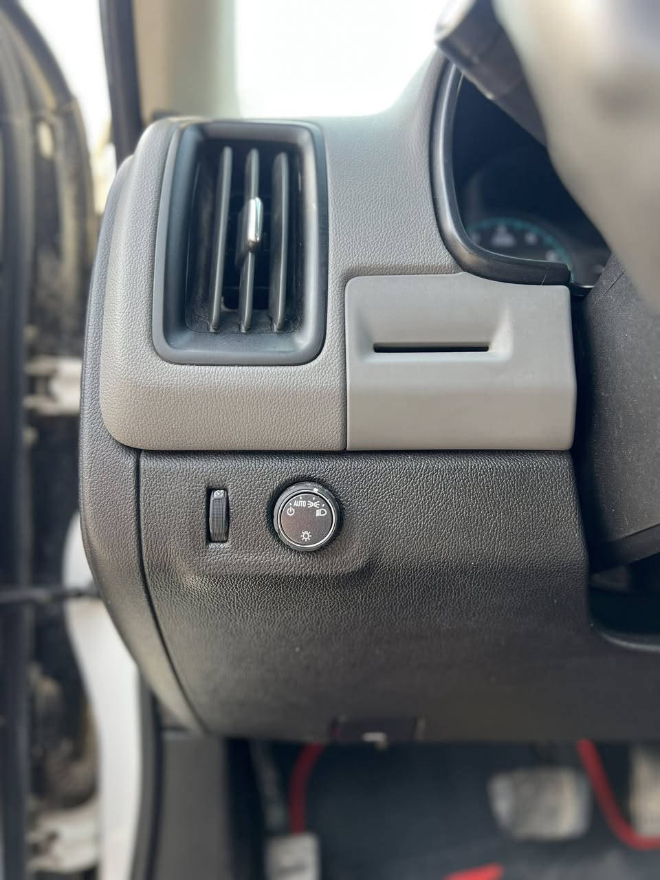 شوفرليت كولورادو 2021 وراد امريكي قطعه صبغ جاملغ ايمن نفسه البلادي مصبوغ بسبب شخوط الحادث جـهـة اليسره 
حادثها طبله اماميه صورة الحادث بالمنشور
 محرك 6 سلندر 3.6 محرك بلاد جديد حداديه نظيفه دواخل جلد رقم بغداد هزه ووصل الرقم الانكليزي مدفوع فقط الاستلام المكان ڪـربـلاء  السعر 160$ مع المجال السياره قماره ونص
-----------------------------------------
للاستفسار // *********** //***********
