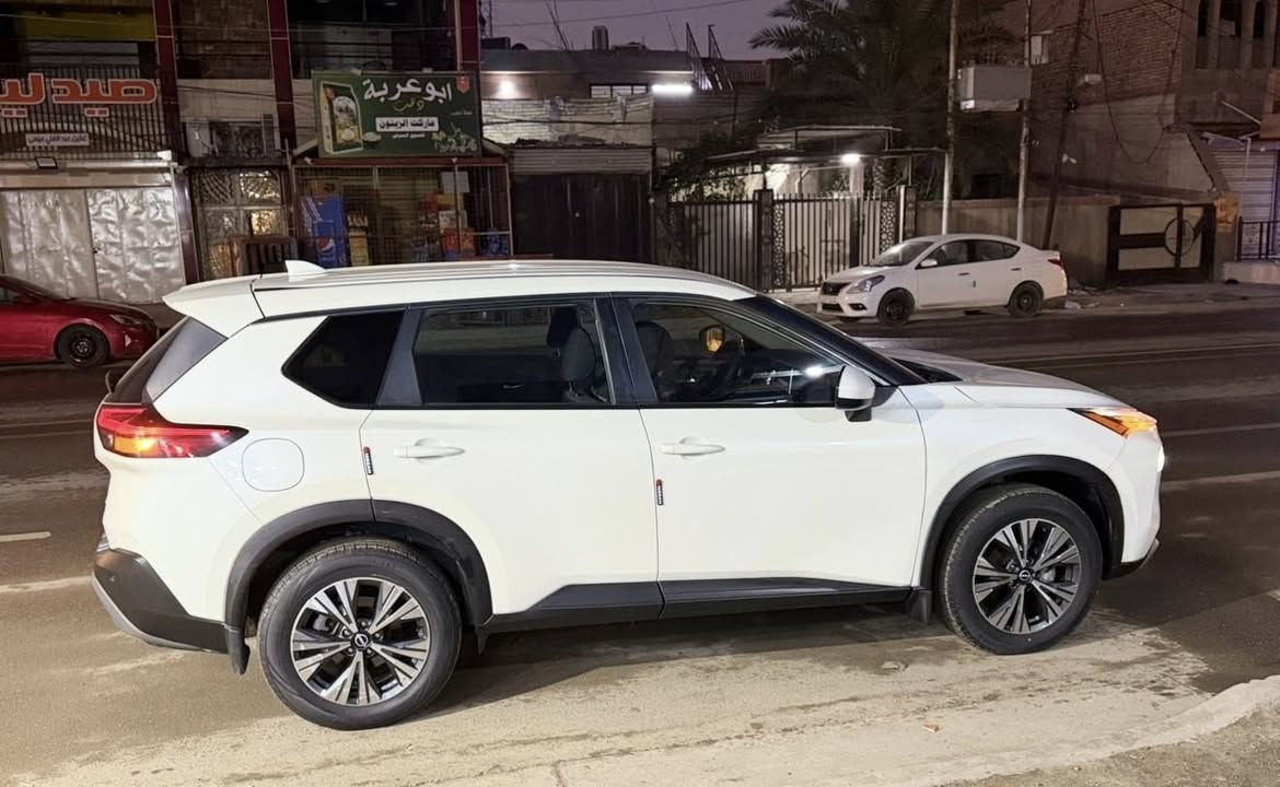 نيسان روج
مواصفات sv
الموديل /2023 ترقيم جديد بغداد الدولي 
اللون /ابيض 
محرك /3/1.5توربو 201حصانا 
السياره زيرو ماشية 18 مايل
السياره فول مواصفات عدا البانورما
تشغيل عن بعد 
بصمه تشغيل وابواب  
داخل لونين
كير ماوس 
لايت زينون 
حساسات جانبي 
حساسات خلفي 
رادار امامي (تحديد مسار) 
ردار جانبي (نقطة عمياء) 
رادار خلفي (ااتحذير من الاصطدام) 
هاند بريك بصمه 
اوتو هولد 
اوتو ستارات
ايرباك سليم
شاشه ايباد
ويل كروم 
تبريد لمس 
كشن سايق كهربائيّ 
تحكمات ستيرن 
كامره خلفيه
فور ويل AWD 
مدخل USP 
السيارة بعد بيها مواصفات
السعر و التفاصيل على الرقم  واتساب و اتصال :
***********
