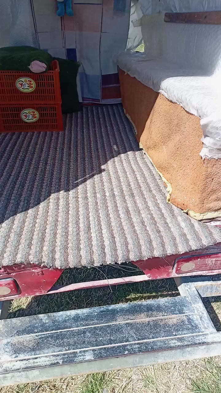 سلام عليكم ورحمة الله وبركاته رمضان كريم علينا وعليكم اخوان ستوته للبيع جاهزه موديل ٢٠١٢ مستعجل عالبيع تم تنزيل السعر إلى واحد وربع يعني بمليون وربع رقم الماني وسنويه عضم اصولي للإتصال *********** مكاني نجف
