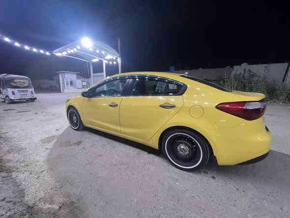 سلام عليكم  فورتي مديل  ١٦ سياره مال جناي تخم تاير تبريد تدفئه شغاله كله سياره ما بيه اي نقص مكينه گير مكفوله سياره حادثه اب امريكاچاملغ وبنيد بنيد مبدل والچاملغ نفسه مرجع مكان بغداد الدوره السعر 115وبيه لاستفسار ***********
