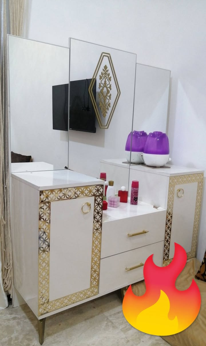 مساء الخير غرفه ماليزيا للبيع السعر ٧٥ ٧ وبيه مجال


**إذا كنت صاحب هذا الإعلان وتريد حذفه لأي سبب، رجاءا أرسل رسالة إلى الدعم الفني**