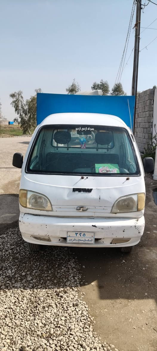 سياره فاو ٢٠٠٦ السياره شرط كير محرك اكسل شاصي  منفيس كامل السياره ناعمه المكان داقوق كركوك
سعرها ٢٠ ورقه وبيها مجال 
الاتصال ***********
