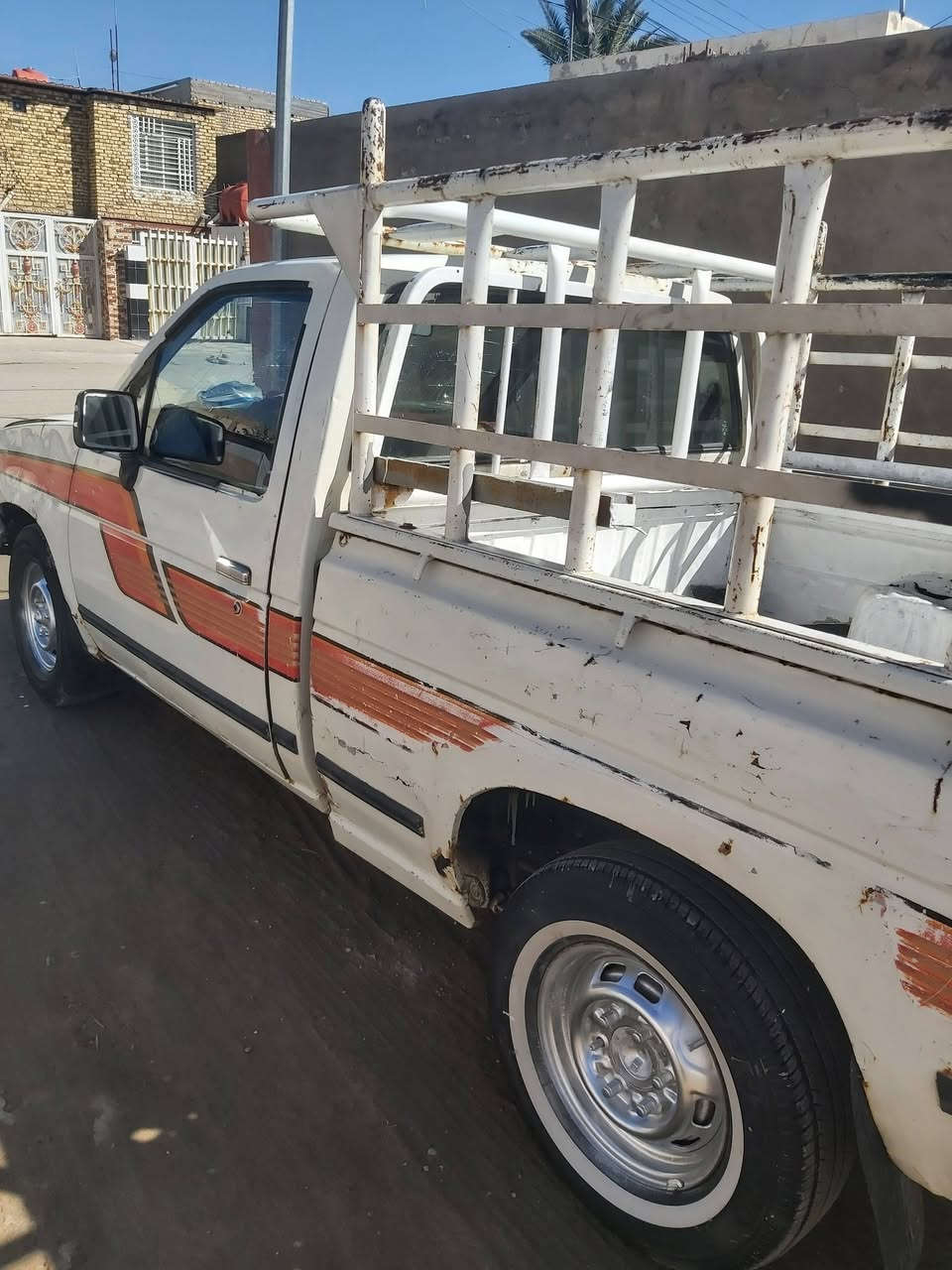 سيارة نيسان بيكم بدي 1989
رقم بغداد المالك متواصله كير ومحرك حدادية تخم تاير السعر 28 وبيه مجال الطيبين مكان
بابل الاستفسار 
***********
