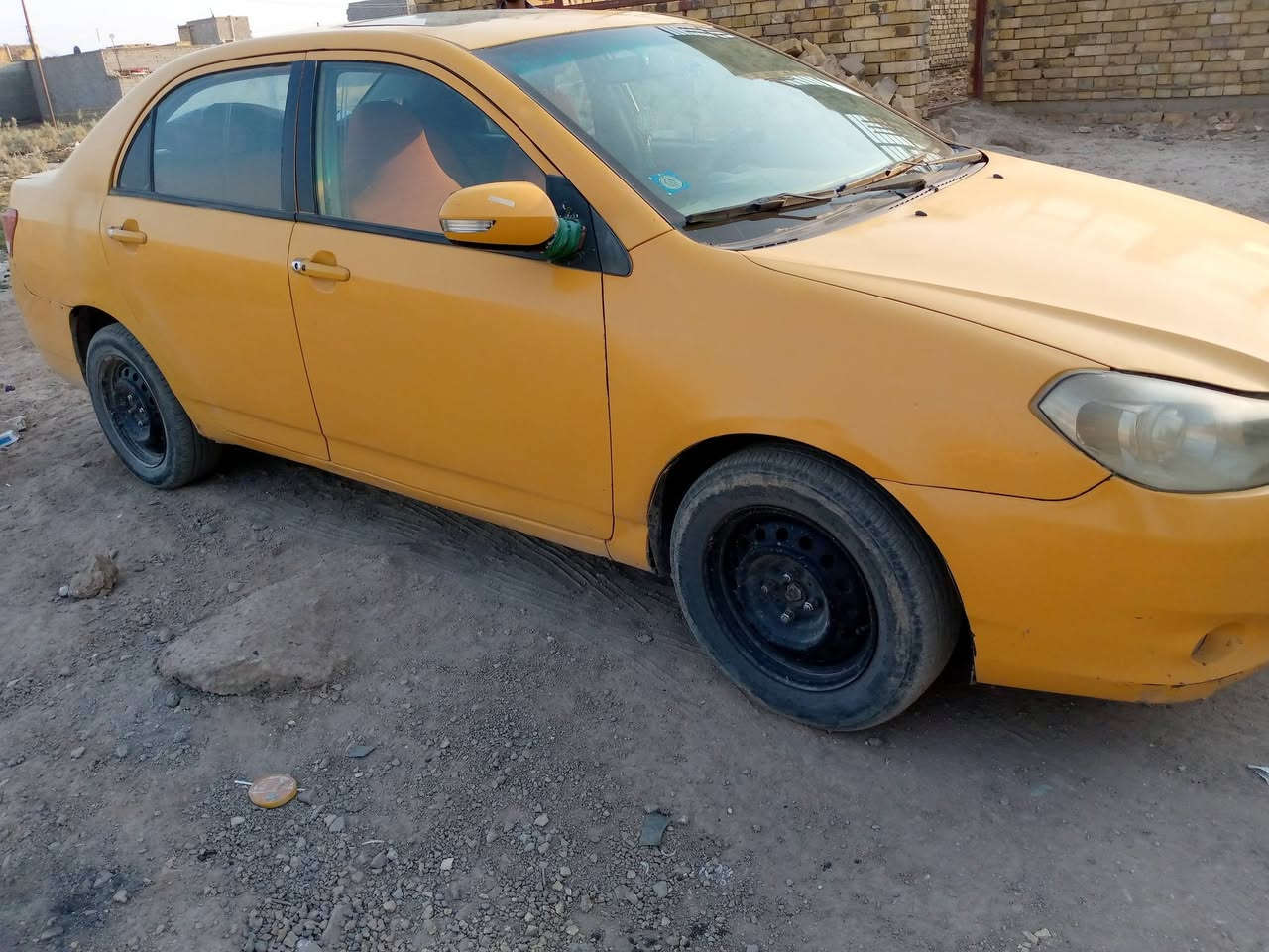 سلام عليكم سياره بيوايدي مديل 13محرك وكير مكفولات مكفوله منضربه وسدر وتخم تاير رقم ذيقار سع42وبيهه مجال ***********
