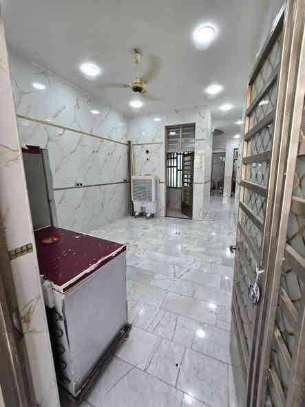 السلام عليكم بيت للبيع بغداد مدينة الصدر قطاع ٣٨ عل شارع العام بناء ٢٠٢٤ طابقين ونص الااستفسار الااتصال عل رقم ***********
