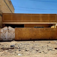 دار للايجار مساحه ٢٠٠م يحتوي على ٣ نوم استقبال وهول ومطبخ صحيات ٢ حوش ...