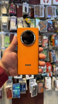 هونر X9c نظيف جدا  ذاكره ٢٥٦ رام ١٢ بدون ملحقات  سعر    ٢٧٠ ٠٧٧٠٨٩٩٢٩٨...