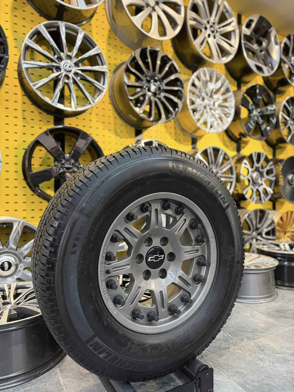 سلام عليكم
الاطارات ويل تاهو مصفحة

موجودة 

حجم18

اصلى شركة وكاله بلادى

موديل 2025

وكاله

زيرو 

مال تاهو موديل جديد 2025

الاطارات بلادى

ويل بلادى  

***********

اسعار دذلى واتساب***********
