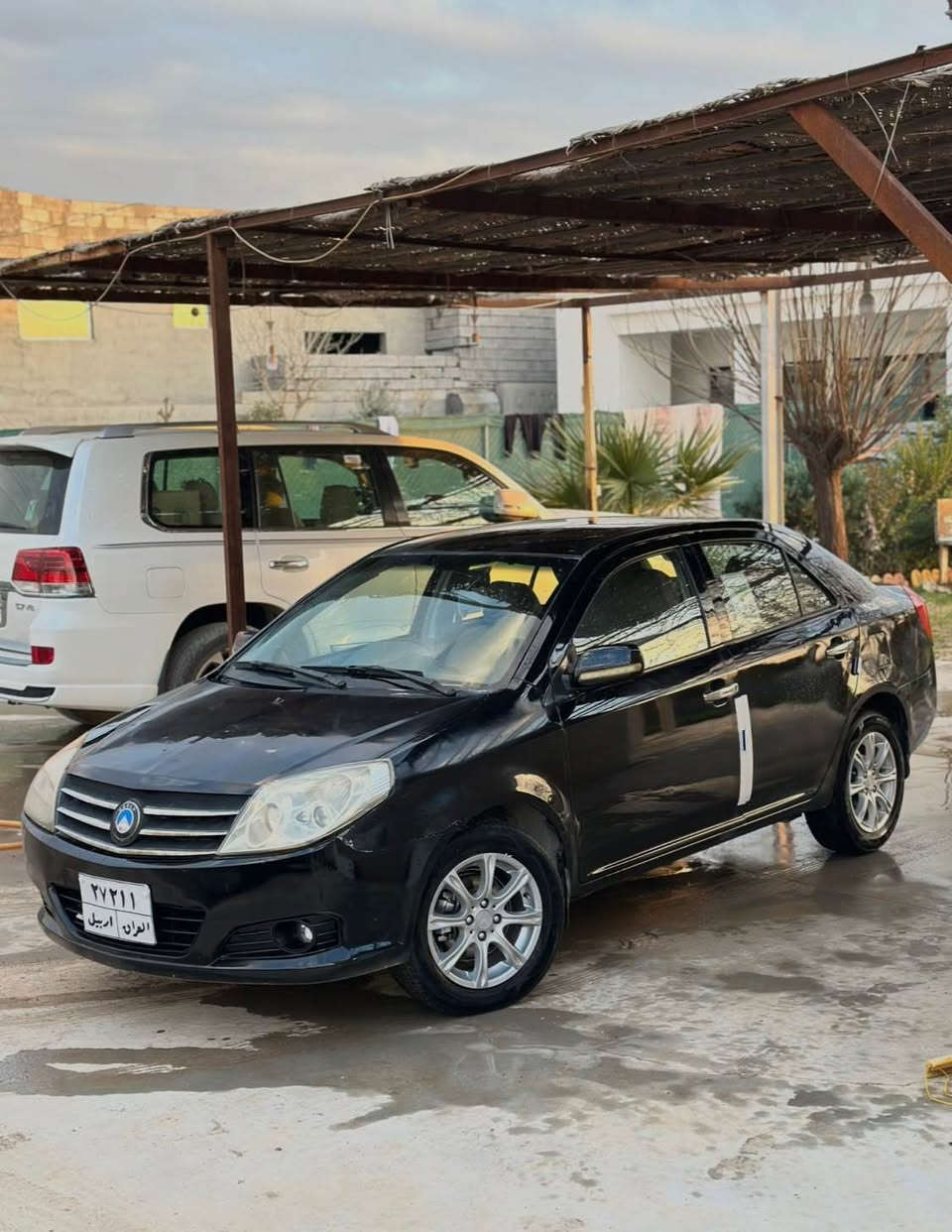 سعری ٣٥ وەرەقە و ٨وەرەقە خرامەی لەسەرە دیدەمەوە 

ژ.م/ *********** /وەتسئەپی لەسەرە

جیلی مۆدیل ٢٠١٣ گێر عادی 

٣پارچەی خۆم سبوخم کردوە بێ دەحم لەسەرکاڵبوونەوە 

گێر و مەکینە و تەبریدی بەشەرت 

سەیارەکە یەک دینار مەسرەفی تێدانیە هەموو گیانی مەزبووتە 

شاشە و کامیرەم بۆ بەستاوە 

سعری ٣٥ وەرەقە و ٨ وەرەقە خرامەی لەسەرە دەیدەمەوە 

ژ.م/ *********** /وەتسئەپی لەسەرە أربيل, العراق
