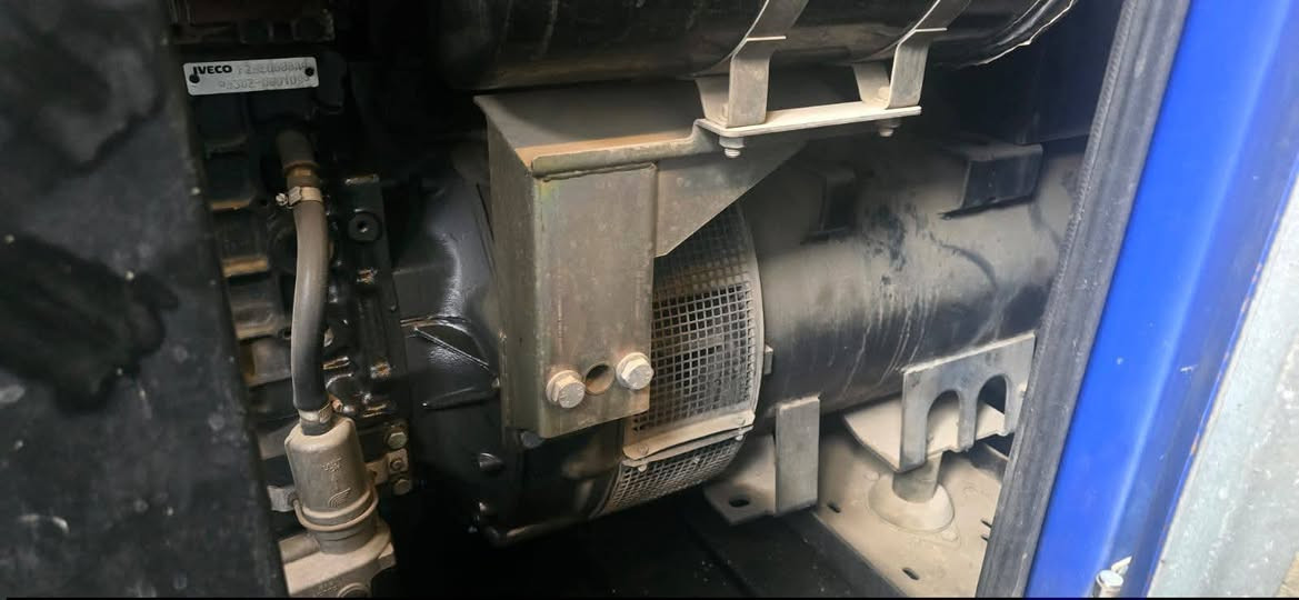 السلام عليكم للبيع افيكو كروز 8 
250 كيفي استندر لاصرف ولابخار شرط الحمل مكان بغداد تواصل) ‏‪***********‬‏
