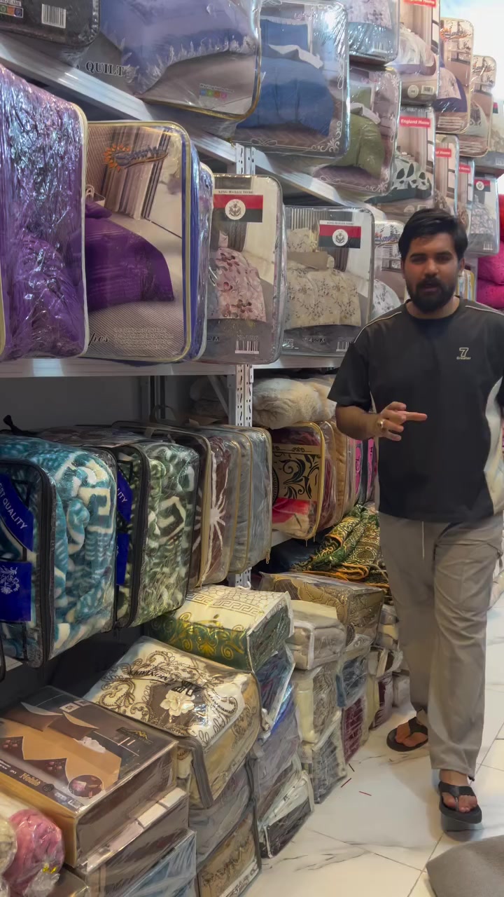 وصول بردات قديفه ملكي الدرجه الاولى 💯
تحتوي على ثلاث قطع اقماش قديفه ثقيل 🔥
#الريان للمفروشات وللاثاث المنزلي 🥇

 العنوان 🌏 
العزيزية _ شارع شيخ مجيد مجاور مركز جميرا للتجميل📍
للحجز والاستفسار مراسلة  الصفحه او واتساب 
***********
يوجد توصيل كافة مناطق العزيزيه🏘️
