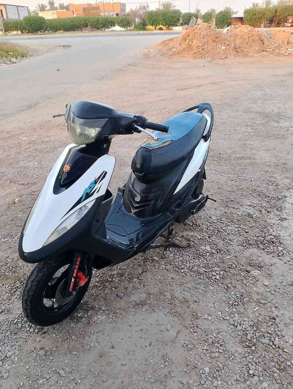 ماكس عدله لبيع دراجه كامله حلوه مرتبه مكينه مفتوح مو بلاد سعر 430بيه مجال حك جيه مكاني بابل سده الهنديه العلكايه***********
