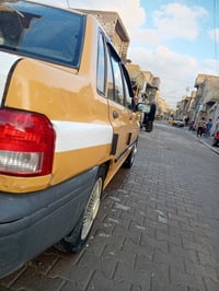 سايبه موديل 2014سياره خير من الله كشر كلش نضيف بدون ضربه بدون صبغ بيه ...