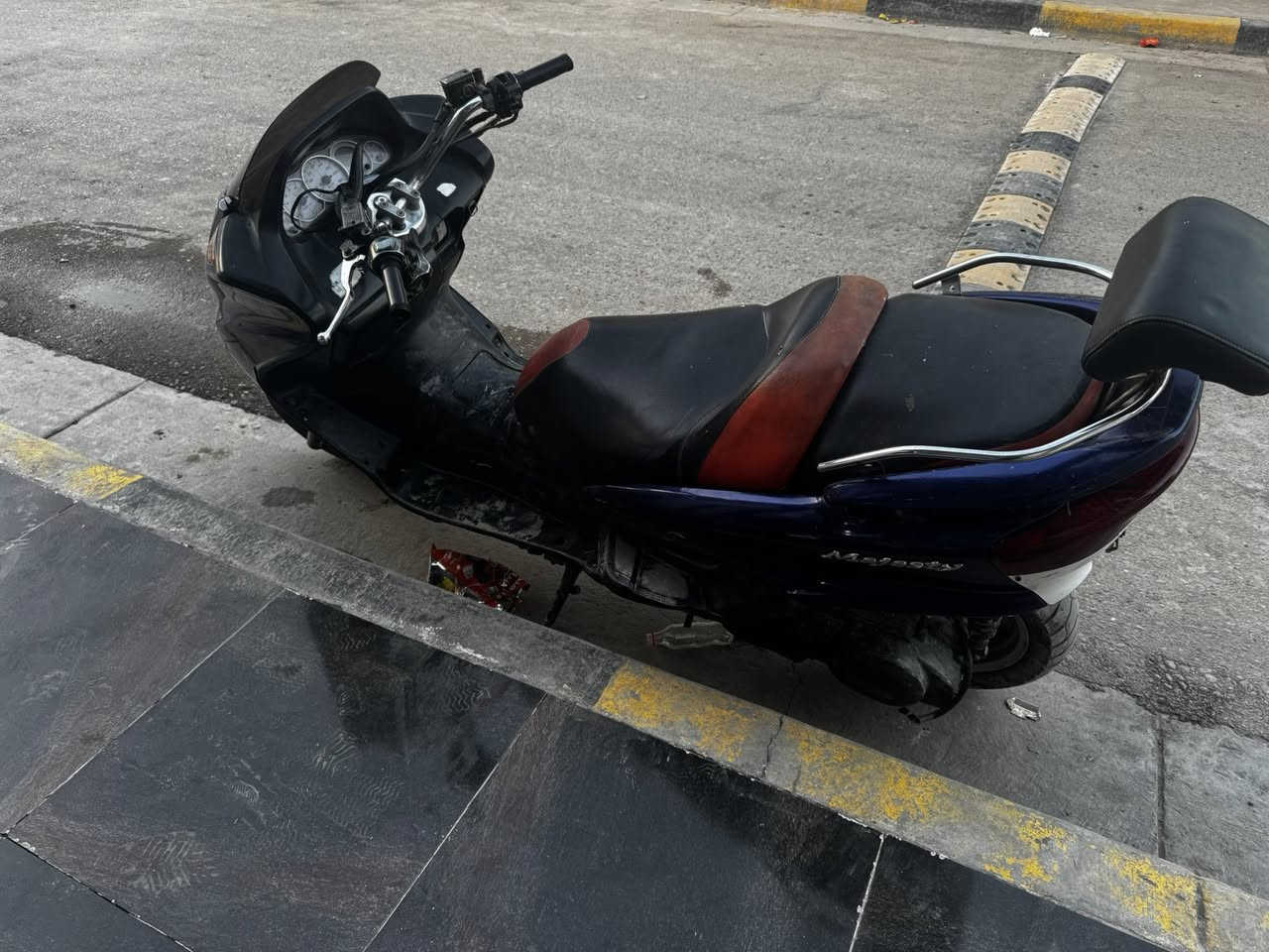 السلام عليكم مجسته البيع أبيع طافيه كامله من اي نقص السعر 300 وبيها مجال بكام الزعفرانيه رقم ***********
