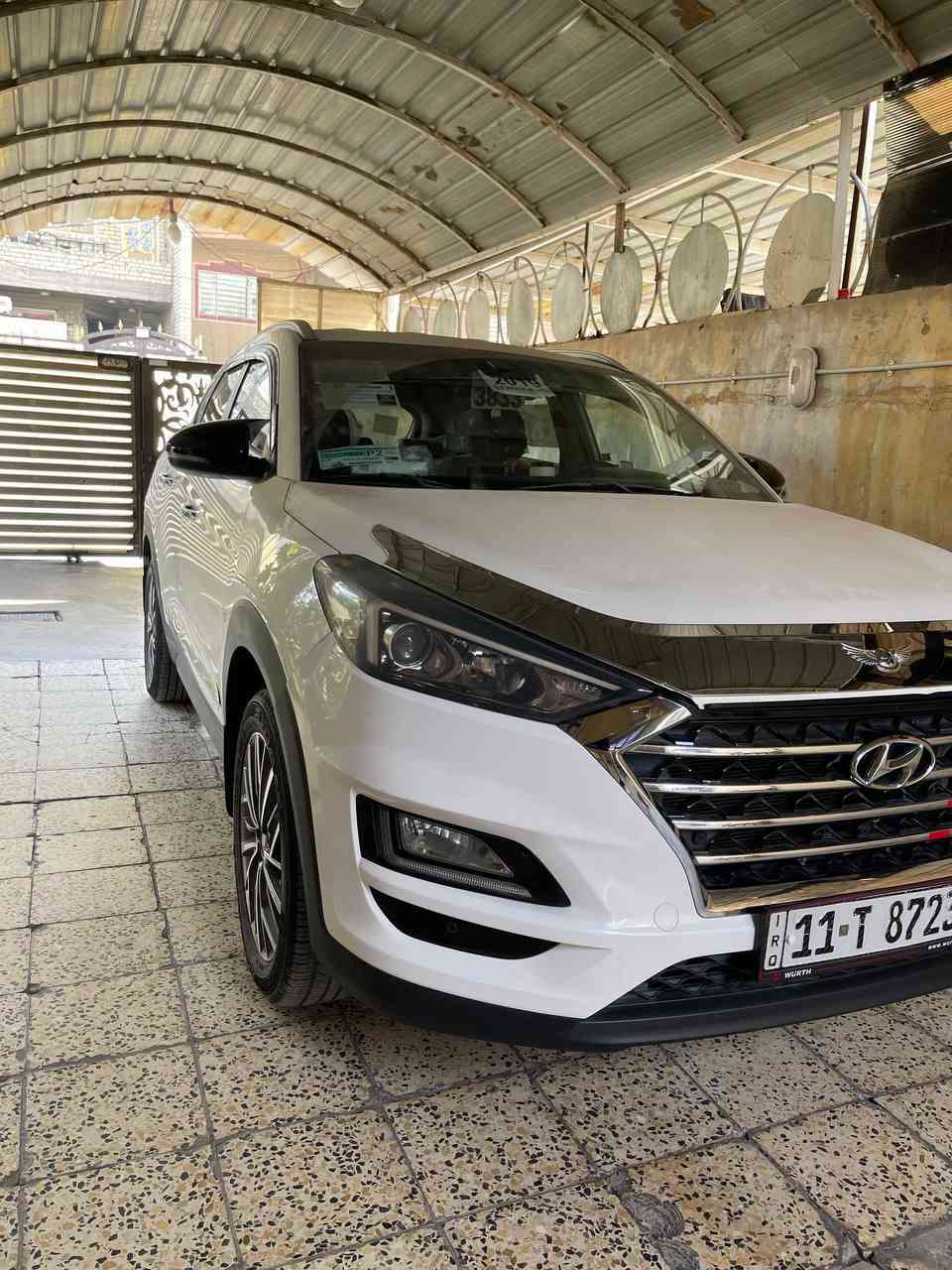 سلام عليكم للبيع فقط توكسان (2019)
سياره خليجيه ضررهه بنيد مصبوغ و جاملغ صفحه اليسره مبدل اثر حادث هنا بالعراق بدون دواخل و بيه طخات بسيطه 
ماشيه120الف kmمكينتهه 2000دوش 

. سياره بسمي تحويل ثاني يوم 
مواصفاتهه 

ـ حساسات أمامية وخلفية 
ـ مري شفط 
ـ بچم كامل منضومه زنون 
ـ بكلايتاتهه لد بلكامل 
ـ قاعده شحن لاسلكي 
ـ بصمه 
ـ كشن كهرباء 
ـ كير مكينه صدر تاير كله كفاله عامه 
عليهه تخم تاير جديد 
و صدر جديد 
و باتري جديد 

ـ مكانهه بغداد الزعفرانية 
السعر المطلوب (170$)
للاتصال ***********
