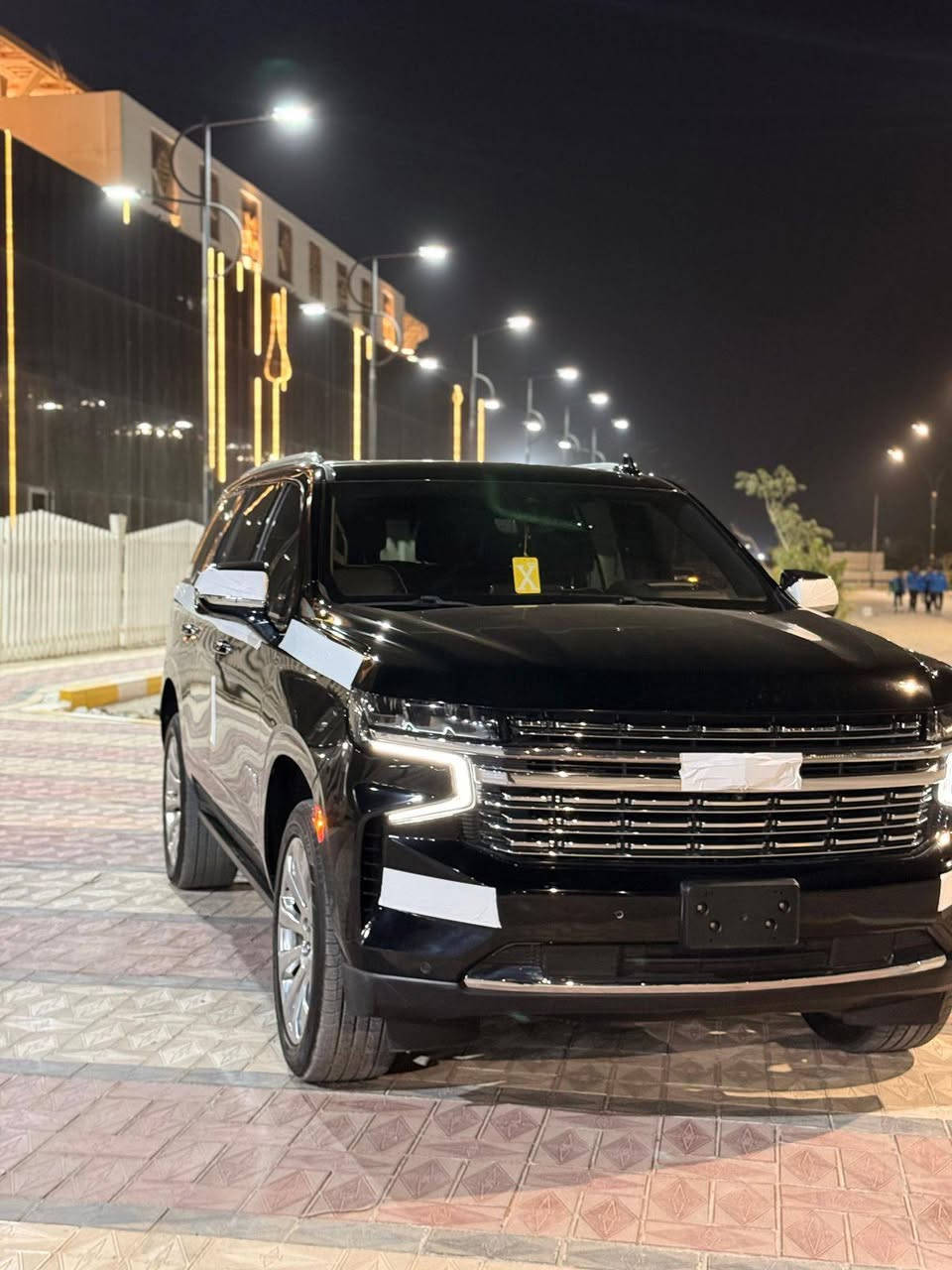 ت
تاهو بريمير فول معروفه مواصفات البريمير  2021 امريكي حادثها فقط دعاميه اماميه مكسوره 
بنراما 
دوسه كهربائية نشره 
شاشات خلفيه 
توقف ذاتي
هواي بيها مواصفات 
معروضه ب 460 ( السياره كتاب ضباط) 
 مكان السياره ناصريه 
ممتواجد ع فيس تصل او واتساب 
***********
