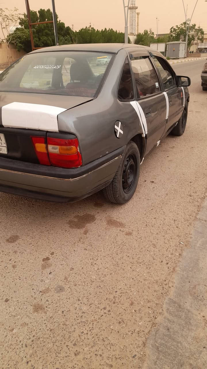 ياالله اوبل فكترا حجم١٦ موديل 90 سنويه ل 25

كير عادي صدر جديد كيرومحرك كفاله 

كهربائيات كلها شغاله كيلومتر بانزين حماوه كلها شغاله 

سياره جاهزه ماناقصها شي ترايك وين مايعجبك 

السعر 24 يرهم مراوس حسب القناعه 

العنوان هيت لتواصل ***********
