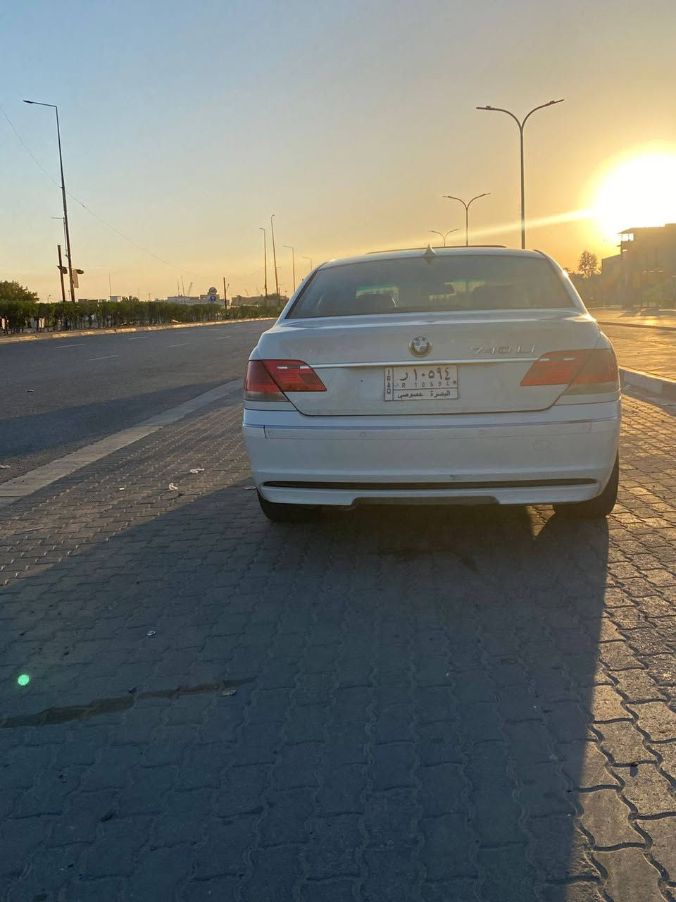 السلام عليكم
BMW e65 735Li Vip

2005

المحرك والكير وكل تفرعاته الي موجود بيه  45

السيارة محدثه بالكامل 

تدفئه تبريد وسبلت بالسقف وثلاجه خلفيه 

ادامة كاملة لمنظومة الأحتراق ..نوزلات وبلكات ومجاول 

عندي وكالة عامة من راعي السيارة وين متريد احولك 

السعر 130 وبيه مجال للطيبين
***********

