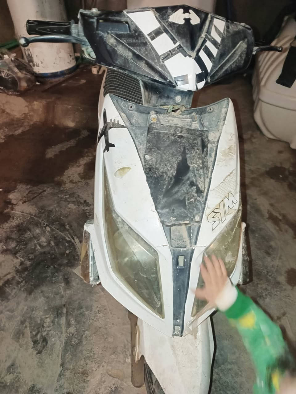 دراجه صيني سيام للبيع قيم بليرضي الله الدراجه طافيه تكطع نار
الشراي راسلني


**إذا كنت صاحب هذا الإعلان وتريد حذفه لأي سبب، رجاءا أرسل رسالة إلى الدعم الفني**