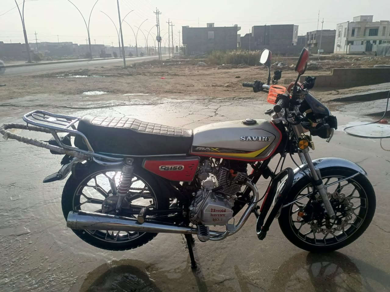 ياالله سلام عليكم اخوتي دراجه سيفان محرك150موديل 2024 بيه منفيس فقط ودراجه مرتبه ماتحط ربع عليه ونضافه فول وكفاله عامه وتجي تفحص وين ماتريد  تاخذه جنيه تنساها للبيع سعره725 وبيه مجال وسعره زين لان متوازي. علا فلوس والموشراي فدوه اروحله لايعلق ويكسر بسعره مكاني 5كيلو للستفسار ***********
