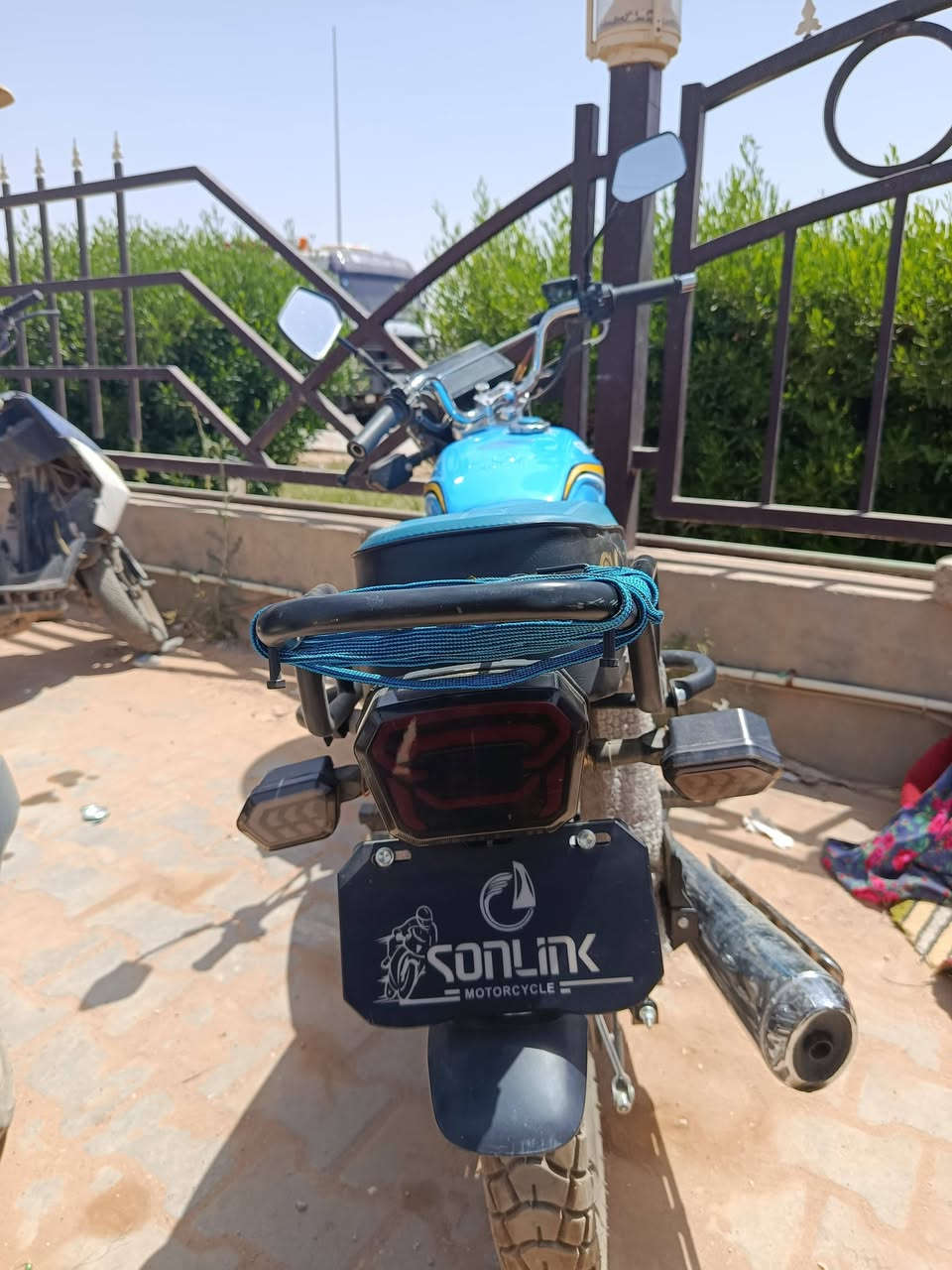 للبيع دراجه سونك توه طالعه من معرض اشتريته قبل شهر وما استخدمته ابد بعدها بل جيس مالتها  دراجه كلش نضيفه موديل 2025 طلعته من المعرض اشتريتها  ب 950 سعرها  850 الف 
الشراي يتصل على الرقم ***********
