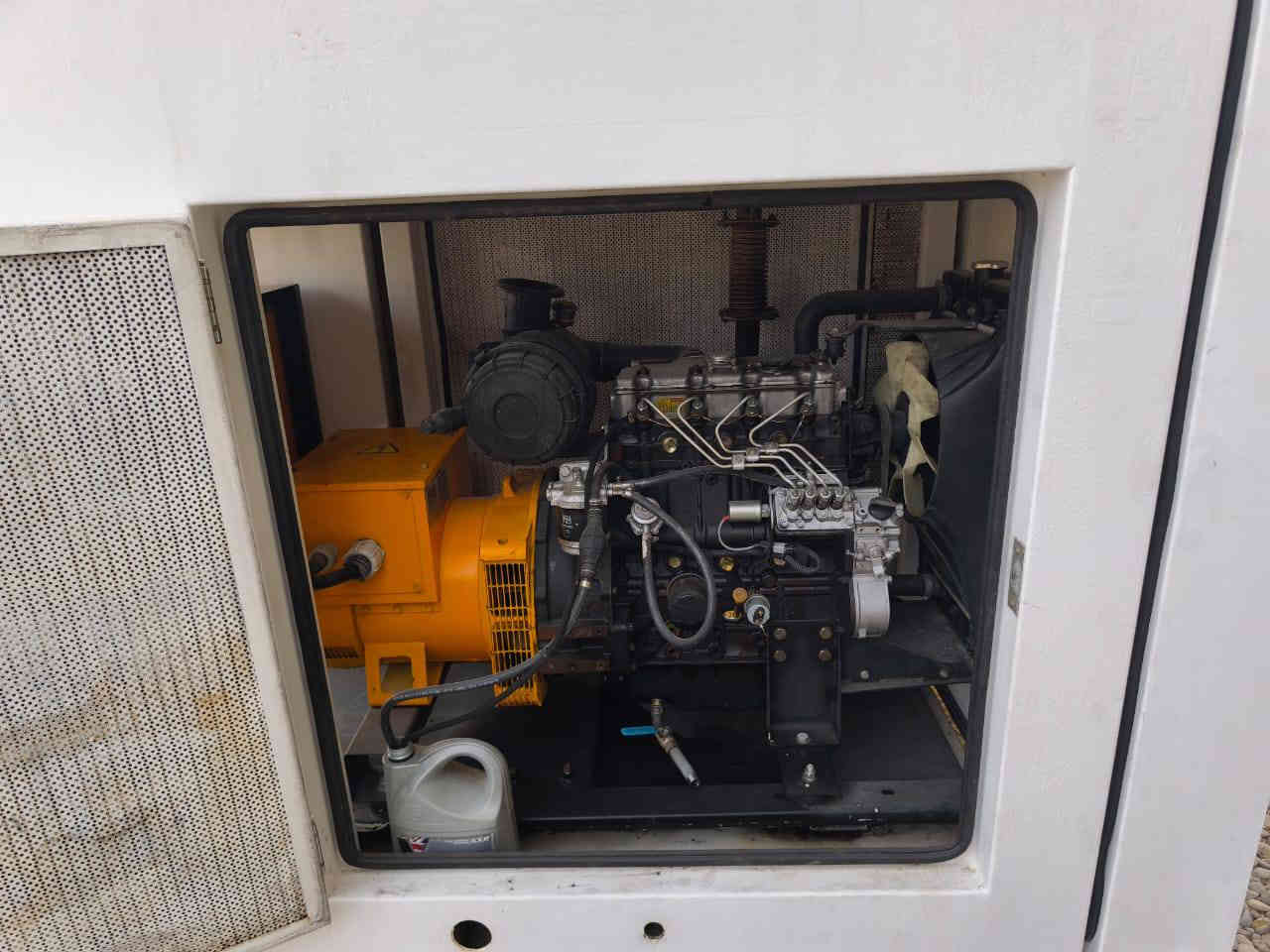 سلام علیکم ، مۆلیدەی پیرینس بەڕیتانی چوار پستۆن
 20 کەیڤییە
 ، کاتم کاتمه زۆر بێ دەنگە لەکاتی ئیشدا ،
مۆلیدەکە زۆر زۆر تازەیە ، پیرکینسی بەڕیتانییە ، مۆدێلی 2016 ،
هەموو شتێکی بەشەرت نرخی 29 وەرەقە و مەجال 
***********

شوێن سلێمانیی ،
بۆ پەیوەندی لەگەڵ ڕێزدا ..... السليمانية, العراق
