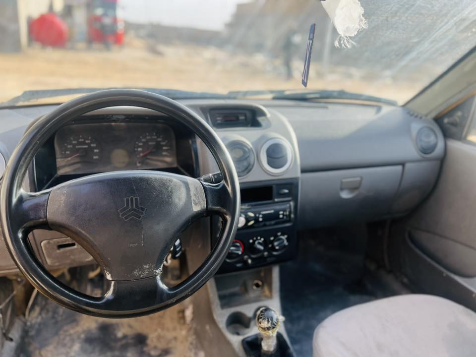 سلامو عليكم سايبة للبيع موديل 12رقم بغداد صدامي احمر راعيه راح مني رقمه اتكفل سرقه اوعشارين سنويته كارتون صاقطه بل 15 

مكينه هستوه مجفته بعدهه مامفيلسه حداديه البارحه شادله تخم تاير ابوالخط البارحه شادله كهرباياته كله شغاله سيارة جهزه 100/100كبل للشارع العنوان كربلاء الشريعه 
السعر 13ورقه 
رقم الهاتف ***********
