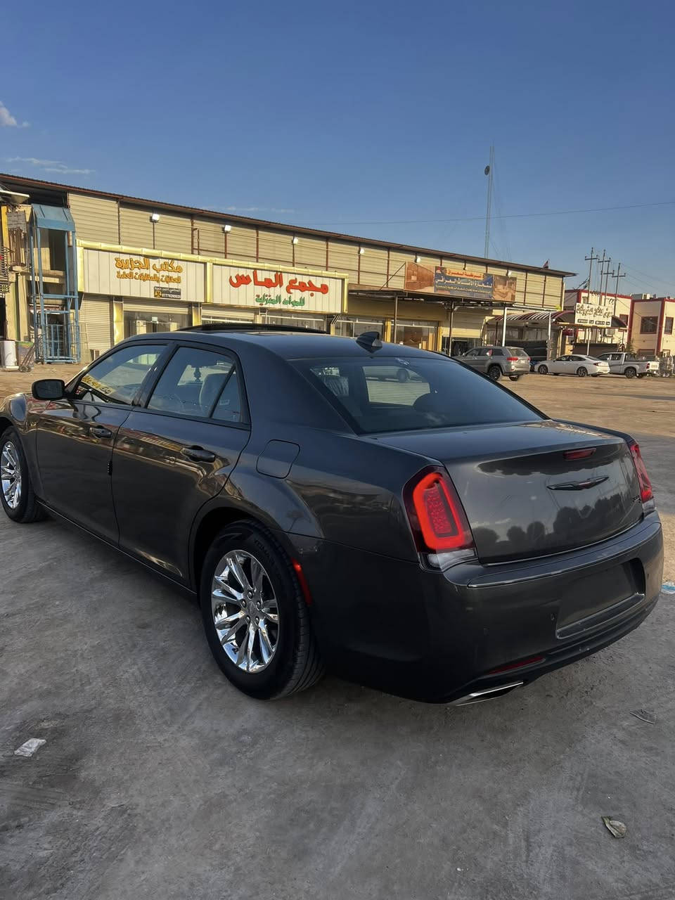 السلام عليكم
للبيع اوبامه موديل 23 اصل وفصل بدون رقم منفيس بسمي 
سياره جديده وفول مواصفات S 
حادث كلش بسيط كله ع بارد. 
سياره جديده وجاهزه 
ماشيه 5 الف 
ويل مكسيكي
الاستفسار اتصل على الرقم المطلوب 
السعر يم راعيها اتصل أنا مجرد ناشرها 

***********
