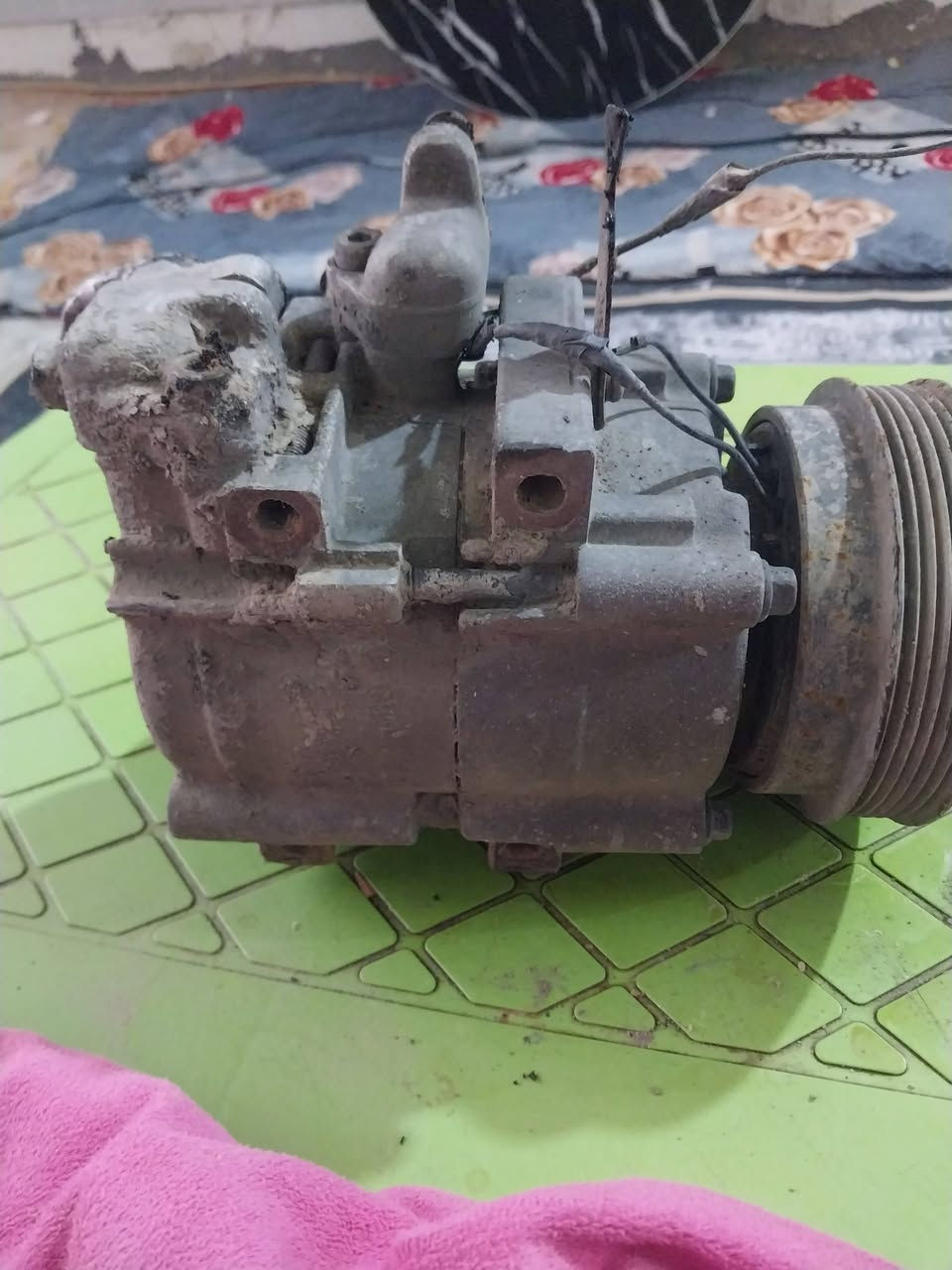 كمبريسر تبريد ستاركس مفتوح مال كصة شرط الفحص سعرة ٦٠
كيج حماوة خارجي بالجيس مامستعمل لجميع السيارات سعرة ٢٥
رقمي ***********
