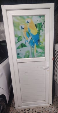 باب للبيع 07704237283