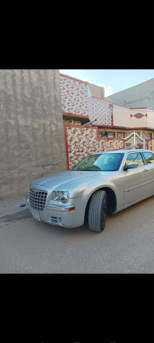 سلام عليكم أوباما 2010 فول مواصفات مكينه هيمي كصه وحده فقط مكلف بل نشر رقم صاحب السياره *********** السعر المطلوب 47 وبه مجال
