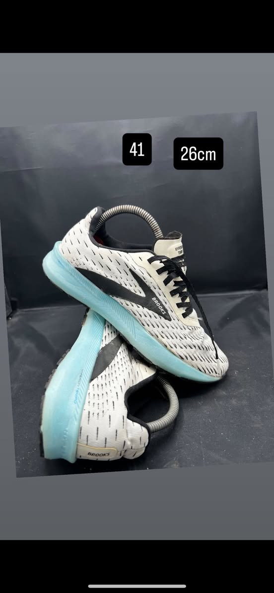 👟 موديلات حديثة واصليه باله امريكي واوربي
شرط النضافه 👟👟
المقاسات والأسعار داخل الصوره 
رابط قناه تلكرام. https://t.me/mu_kareem28

بيج انستا https://www.instagram.com/mk_bala96/profilecard/?igsh=a2pxa2o0YzB3a3pm

التوصيل 5 الف لكل العراق 🚚🚚
توصيل خلال ٢٤ ساعه لكل العراق
مع ضمان فحص القطعه عند التوصيل او استبدالها 
الله خير الرازقين
*********** 👟
