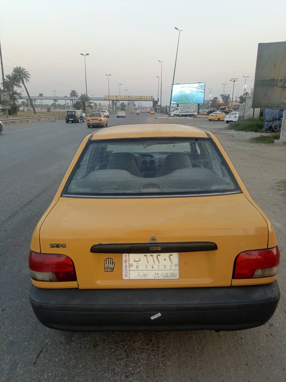 السلام عليكم سايبه للبيع 2012 السعر 24 قفل العنوان بغداد الامين رقم الهاتف***********
