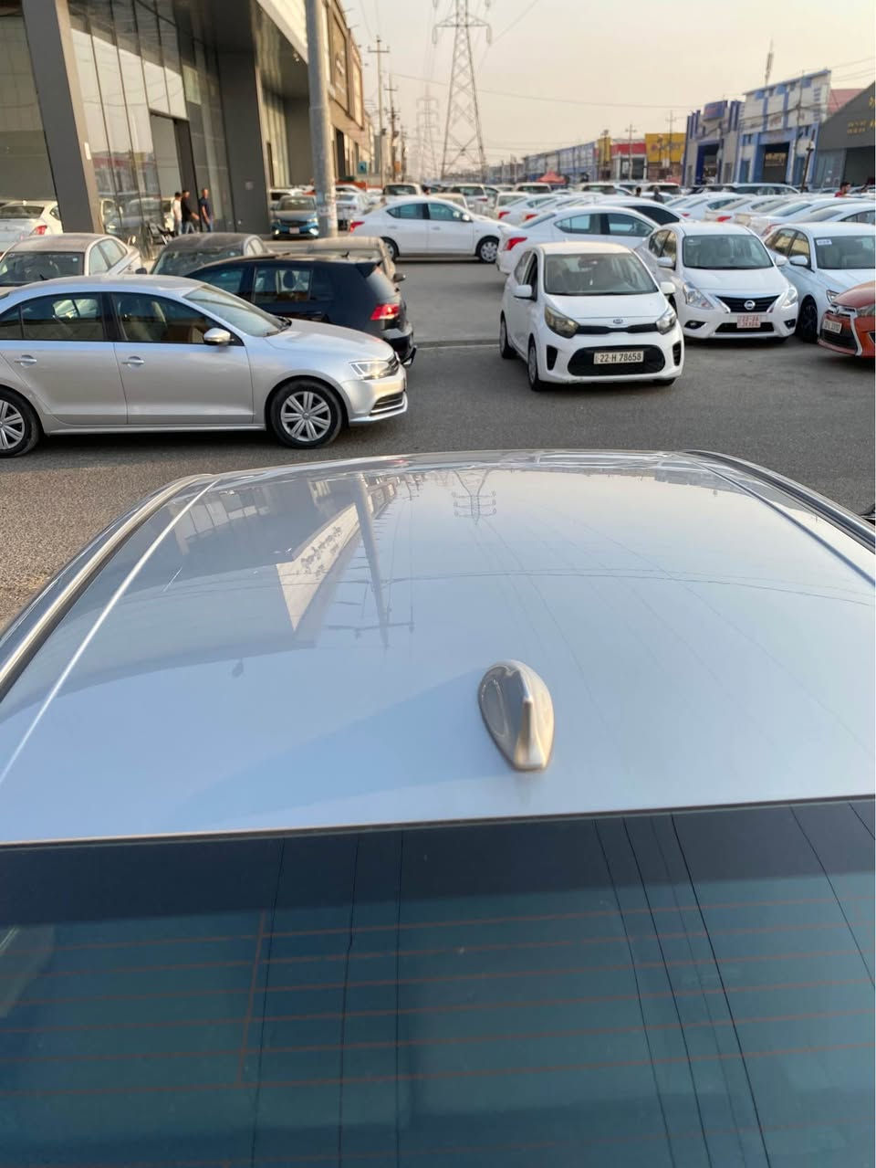 كامري ٢٠٢٤ مواصفات LE AWD
سعرةك خوار هةموو بازار 
كامري ٢٠٢٤ مواصفات LE سةيارةكة زور زور جوانو نازدارة 
مواصفاتي كوشن كارةبايي . شاشة گةورة . تةبريد لةمس . لايت فول زينون . چوار جام وتو . لايت وتو . تةبريد مةركةزي . فلچة وتو . راداري پيشو راداري پشتةوة . سةيارةكة رةقةم يةك جوانة 
وةكو سبوخ .. چةمةلاغي سايق دةرگاي سايق بةبي ژوري بةسةرت  بستةك چةمةلاغي پشتةوة تعديلة ايرباگ بةس شاني تةقية بةشةرت 
پيشو پشت كةپس وينةي حاديسةكةم لاية بةشةرتي هةموو شتيك دةفروشم 
سةيارةكة ژمارة كاتية ٣ مانگي لةگةلة كاتي نةشكاوة .. 
سعرةك خوار بازار 
سةيارةكة ايستا هاتية لة ئةمريكا هيشتا بةنزيني ئةمريكاي تيداية 
***********
واتس ئاب 
كورةك 
ڤيبةر أربيل, العراق
