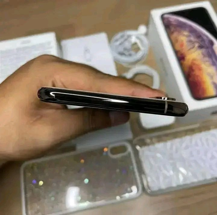 ايفون اكس اس ماكس 
العرض ساري حتي نفاذ الكمية 
السعر 6800ج👋 
مساحه 256 بطاريه 90% 
معفي ضرايب - وتر بروف بالكامل 
تواصل/01200331495


**إذا كنت صاحب هذا الإعلان وتريد حذفه لأي سبب، رجاءا أرسل رسالة إلى الدعم الفني**