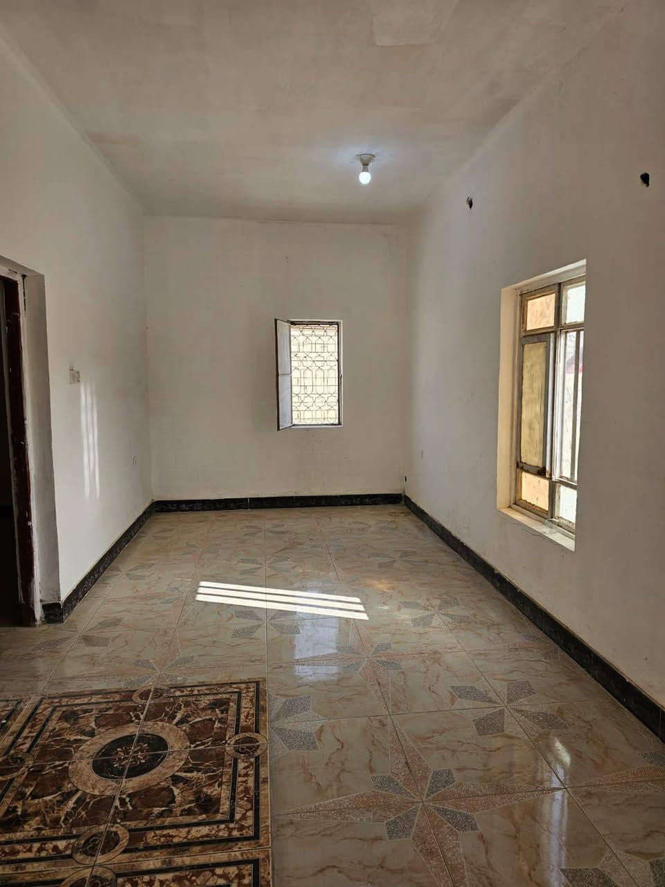 ار بيت اللايجار الجزيره الفيحاء قريب ع شارع العام يحتوي ع غرفتين واستقبال وصاله ومطبخ ايجار ٣٥٠


**إذا كنت صاحب هذا الإعلان وتريد حذفه لأي سبب، رجاءا أرسل رسالة إلى الدعم الفني**