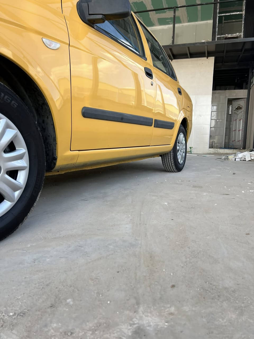 سلام عليكم طيبا موديل 2015 على شركه مكفوله من كول نواحي سياره زيرو ماشيه 70 الف سبير منازل جديده بمعنى الكلام للواقع احله من صور المكان بغداد البلديات *********** شرط حته من البارد مكفوله  السعر 55 مجال بسيط
