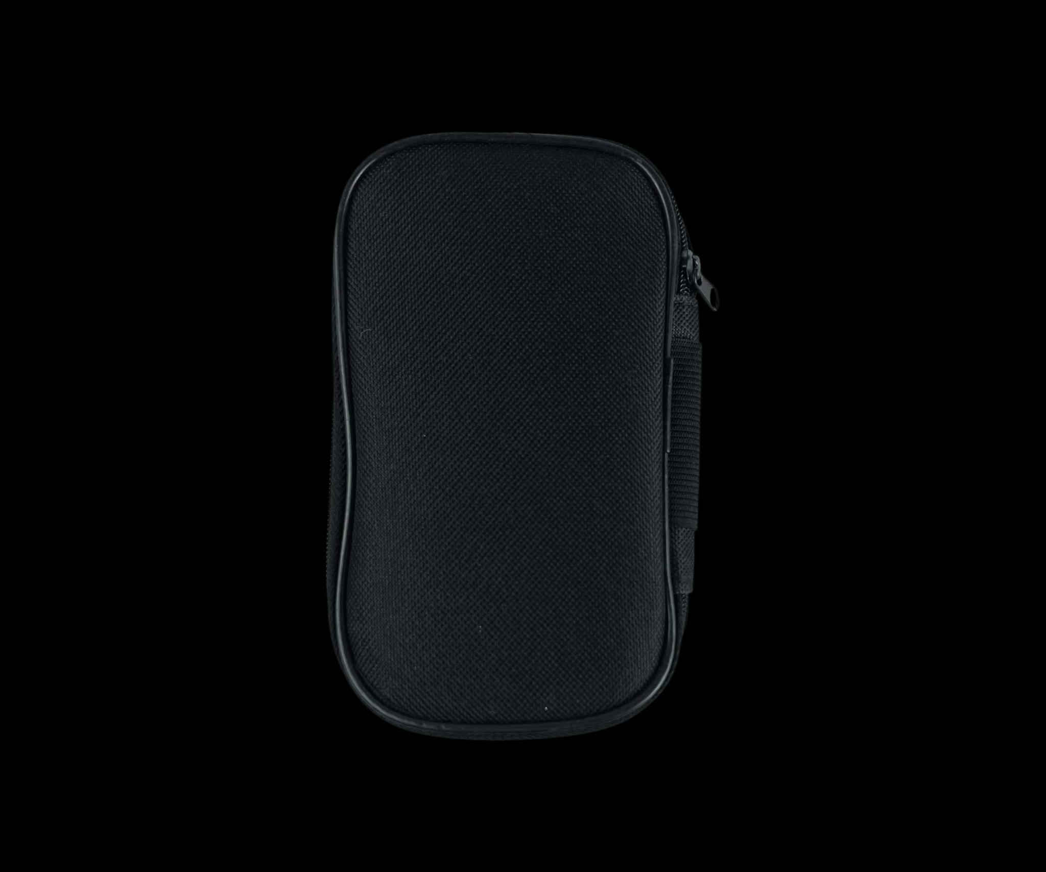 جهاز قياس السكر في الدم 777

الاستخدامات

قياس مستوى السكر في الدم بسرعة ودقة، مما يساعد مرضى السكري على مراقبة مستوياتهم واتخاذ الإجراءات المناسبة.

الميزات

مناسب للاستخدام اليومي بفضل سهولة التنقل وخفة الوزن، ما يجعله خيارًا مثاليًا للمرضى أثناء السفر أو التنقل.

شاشة LCD واضحة تعرض القراءات بشكل واضح مع إضاءة خلفية مريحة للعين، مما يسهل القراءة حتى في ظروف الإضاءة المنخفضة.

دقة عالية يستخدم تقنيات متطورة لقياس مستوى السكر في الدم بدقة، مما يعزز الثقة في النتائج.

استخدام بسيط وسريععملية فحص بسيطة لا تتطلب سوى القليل من الدم للحصول على النتائج في غضون ثوانٍ.

الجهاز يعمل على الشحن مع منفذ وكيبل مخصص للشحن

حقيبة صغيرة للاحتفاظ وخزن جميع الاجزاء

ابعاد المنتج: الارتفاع 11  العرض 7 الطول 3سم

المنشأ: الصين

ملاحظات

الجهاز لا يحتوي على شريط فحص

ينصح بالاحتفاظ بالجهاز في مكان جاف وبارد بعيدًا عن أشعة الشمس المباشرة للحفاظ على دقته.

هذا الجهاز مخصص للاستخدام الشخصي، وينبغي استشارة الطبيب قبل الاعتماد الكامل على قراءاته.

السعر/15 الف
التوصيل بغداد/3 الف 
محافظات/5الف


**إذا كنت صاحب هذا الإعلان وتريد حذفه لأي سبب، رجاءا أرسل رسالة إلى الدعم الفني**